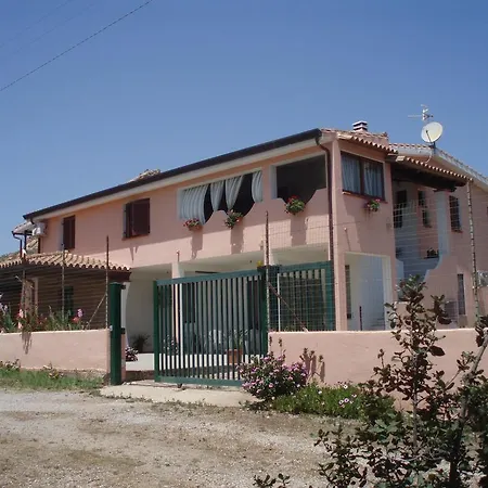 Casa de hóspedes Sa Tanca 'e Sa Murta 300m From The